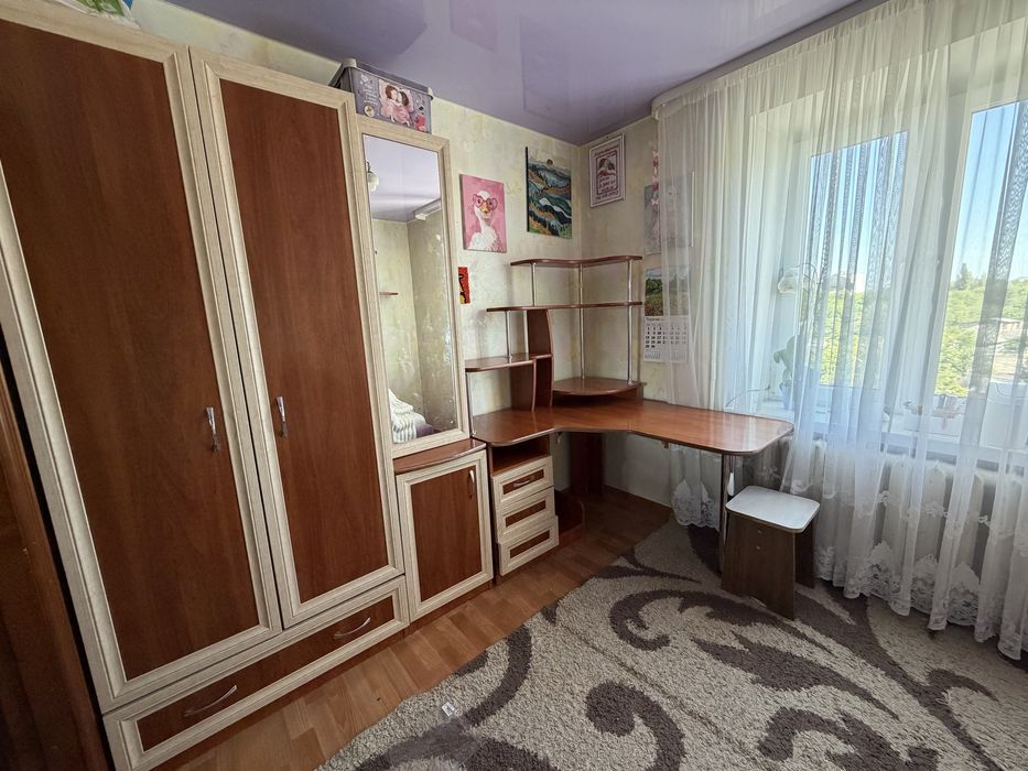 Стінка в спальню