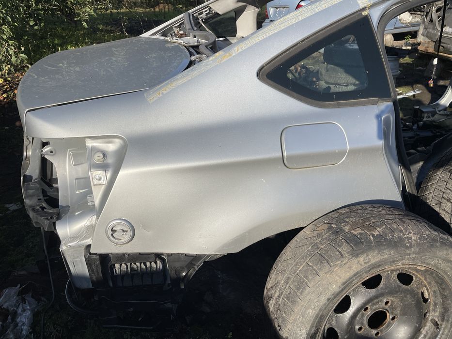 Заднє крило четверть Ситроен С5 Х7 седан