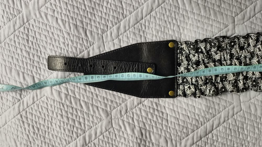 Szeroki pas skórzany do sukienki płaszcza