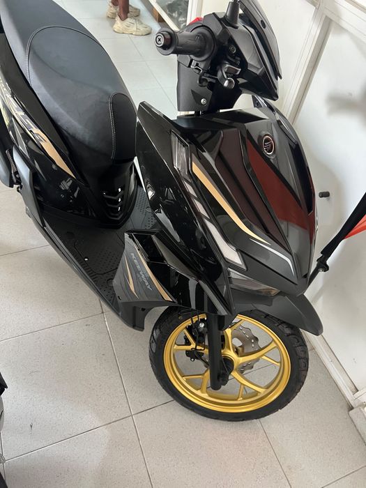 Aluguer Mota 125cc, KEEWAY