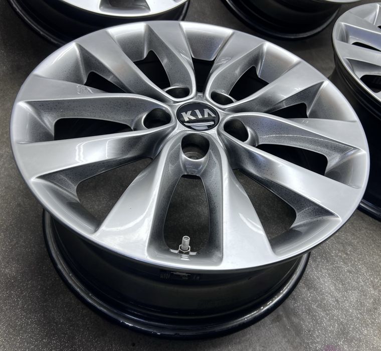 Диски R17 5 114.3 et52.5 J7.5 Оригінал Kia Optima Ceed Carens кіа