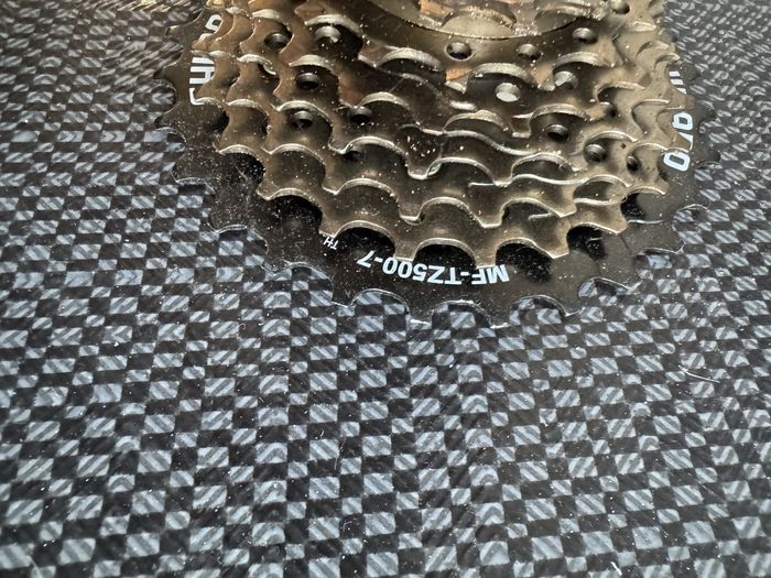 Zębatka przerzutka Shimano sis