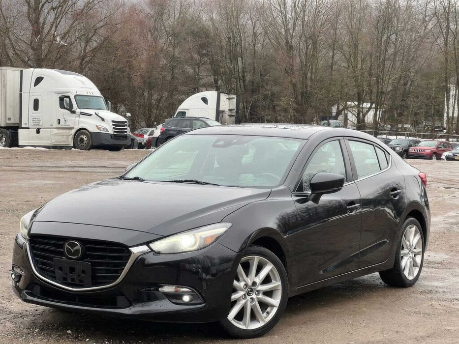 Mazda 3 Grand Touring      2017