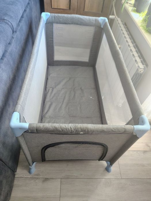 Łóżeczko turystyczne KinderKraft 120x60 błyskawicznie rozkładane + moskitiera