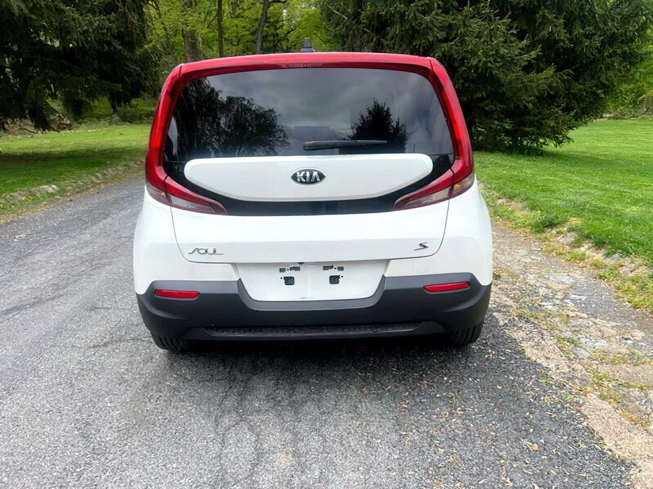 Kia Soul      2021