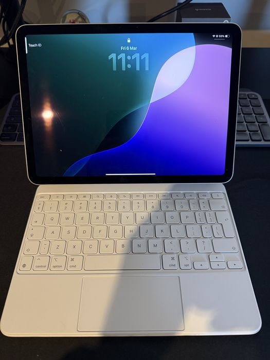 iPad Air M3 128GB z magic keyboard i pencil