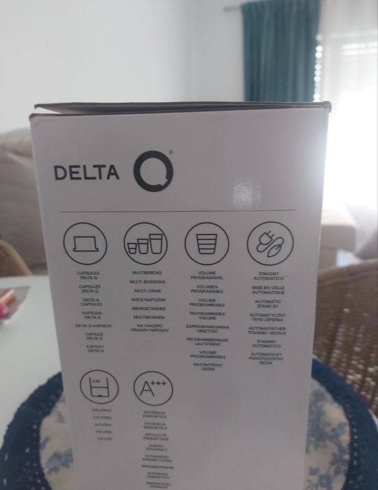 Máquina de café Delta mini Qool