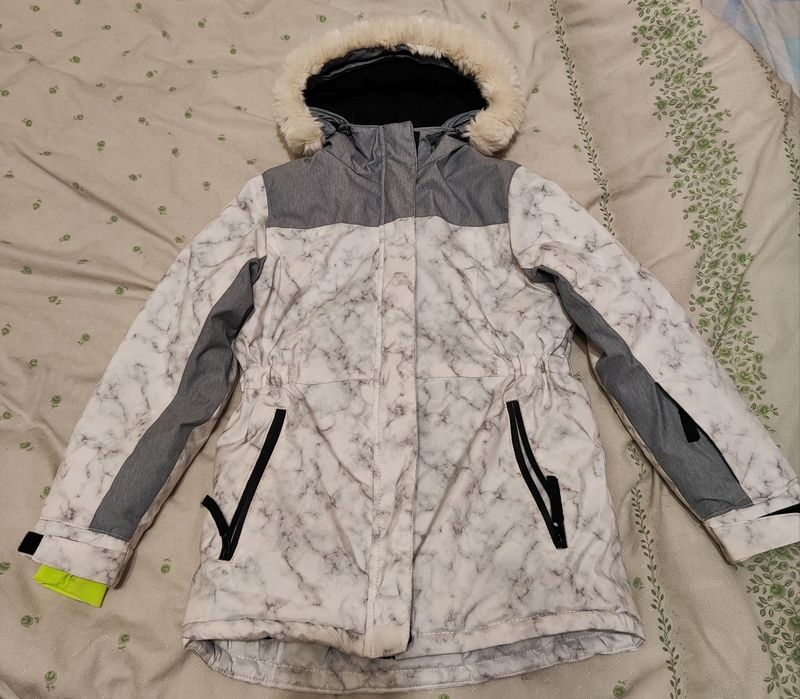 Куртка зимняя термо спортивная для девочки