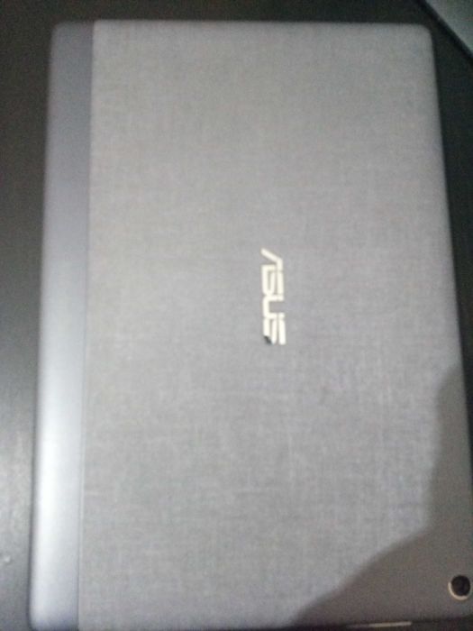 Tablet ASUS ZenPan 10.1 2019
Novo