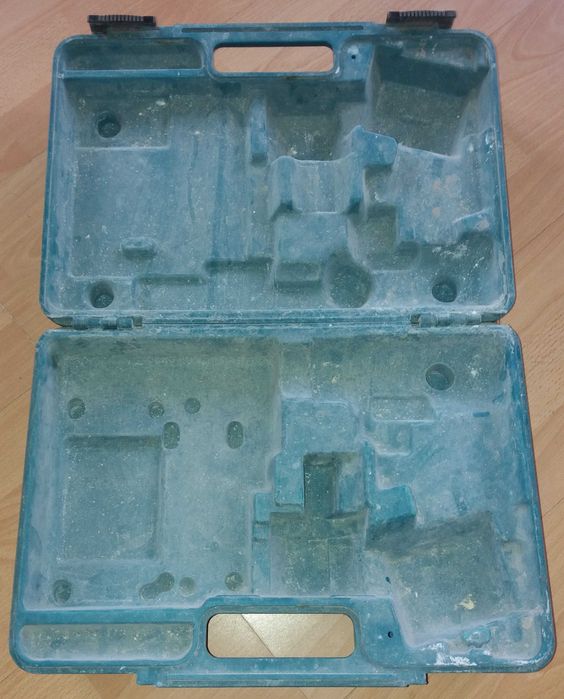 Walizka skrzynka na elektro narzędzia wkrętarkę Makita