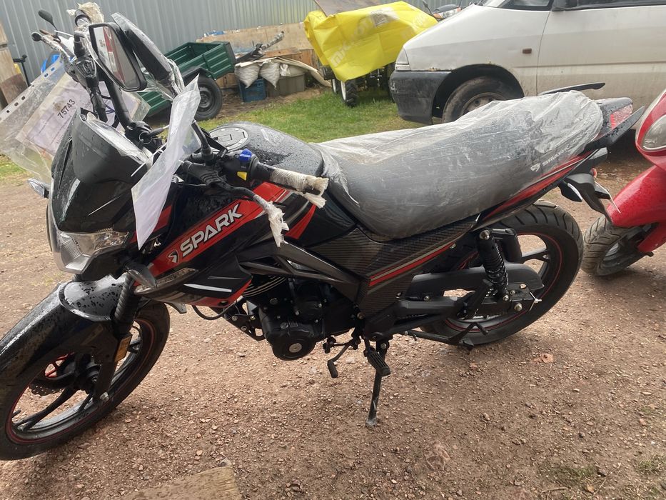 Новий Мотоцикл Спарк SP200 R 29 Spark SP200R-29