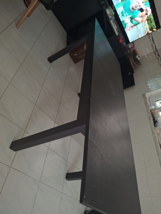 Mesa de jantar preta