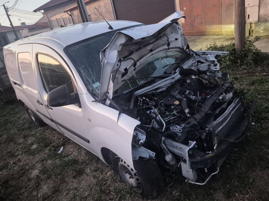 Renault  kangoo Maxi 2021 salvado