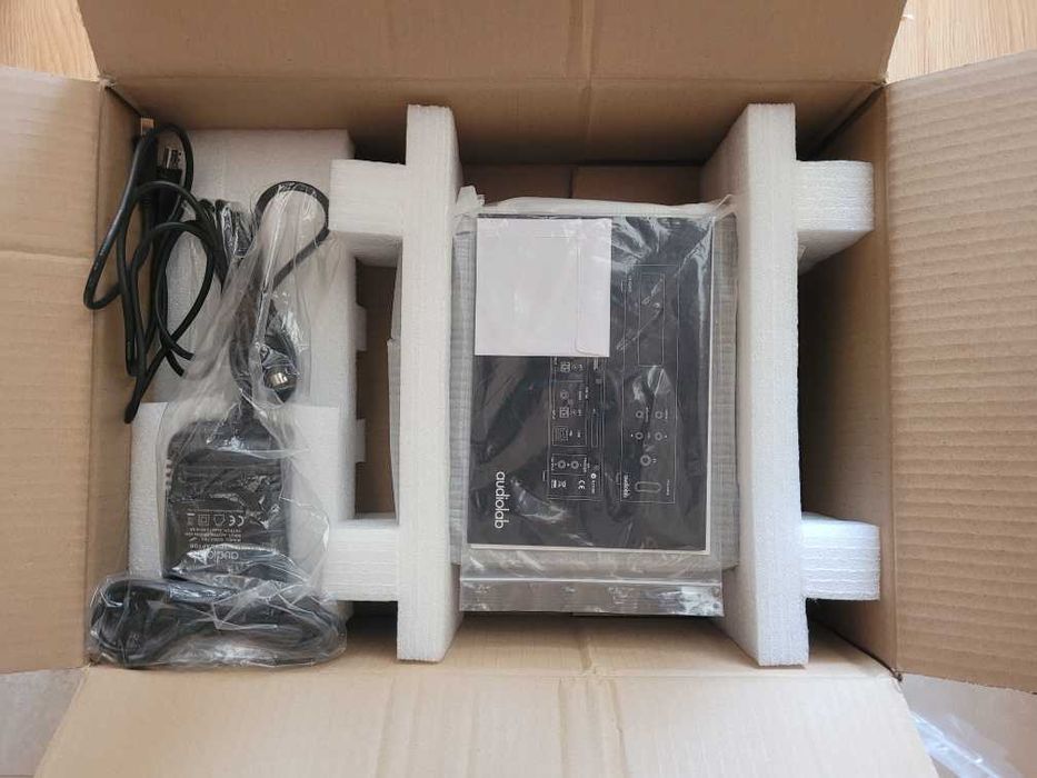 Audiolab Q-Dac + interkonekt