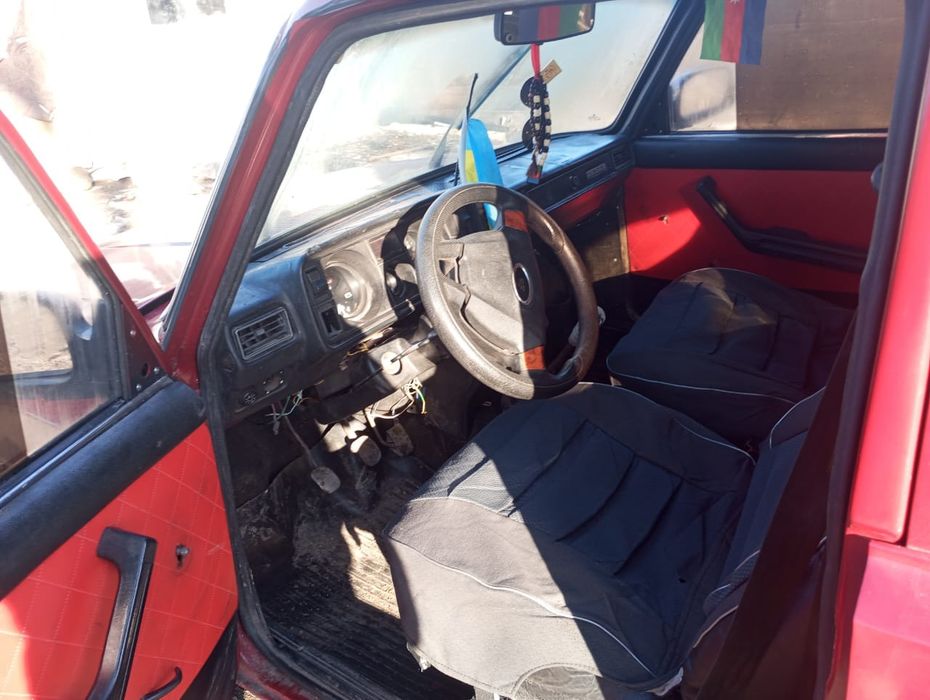 Срочно продаю ВАЗ 21053на хаду звоните+380988224745