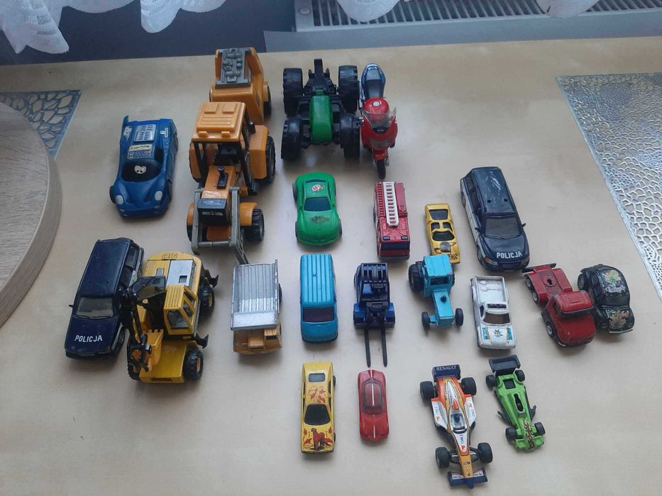 Samochodziki modele PRL