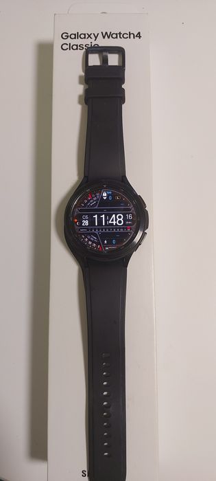 Смарт часы galaxy watch 4 classic .