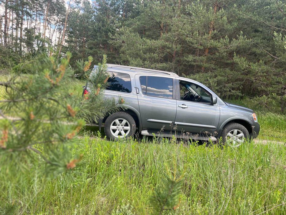 Продам Nissan Armada