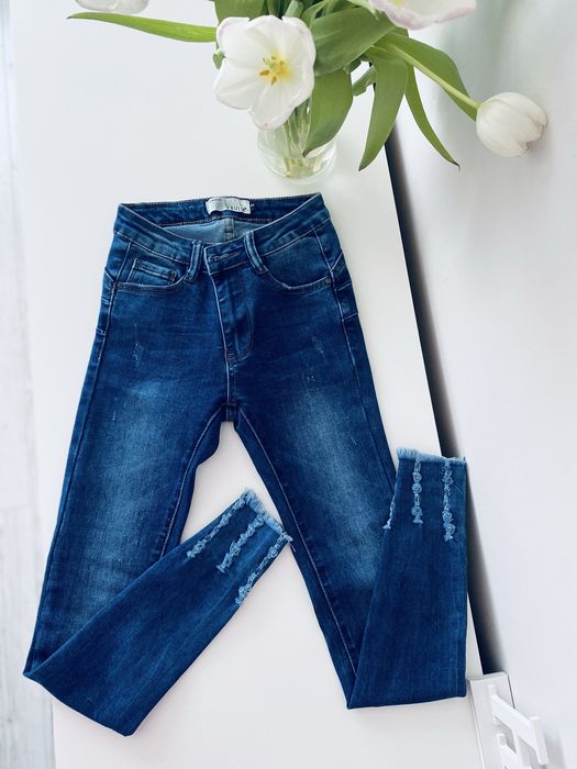 Nowe spodnie Laulia jeansowe rurki granatowe skinny dżins