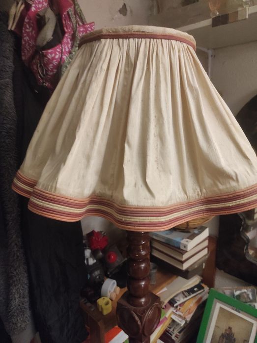 Abajur dourado novo e outros