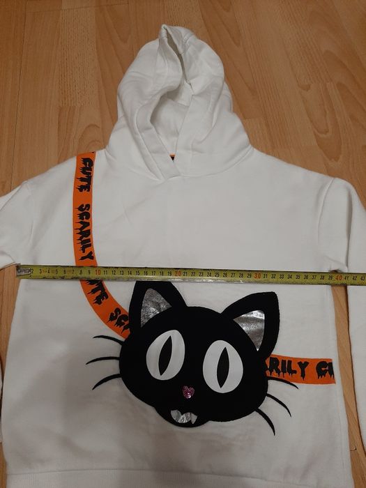 Bluza 134 biala z kotem