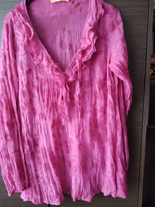 Sprzedam bluzkę z długimi rękawem