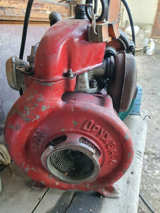 Водяний помпа радянського виробництва