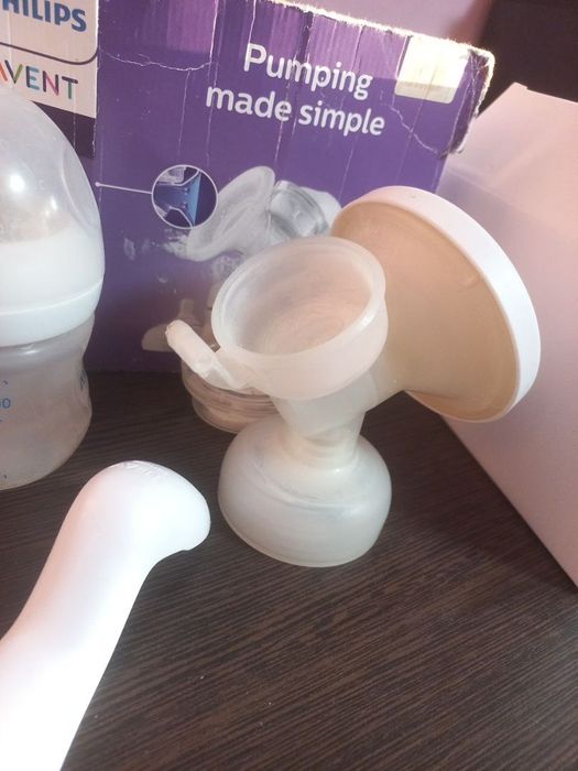 Ручний молоковідсмоктувач Philips AVENT 
 Ціна 600 грн