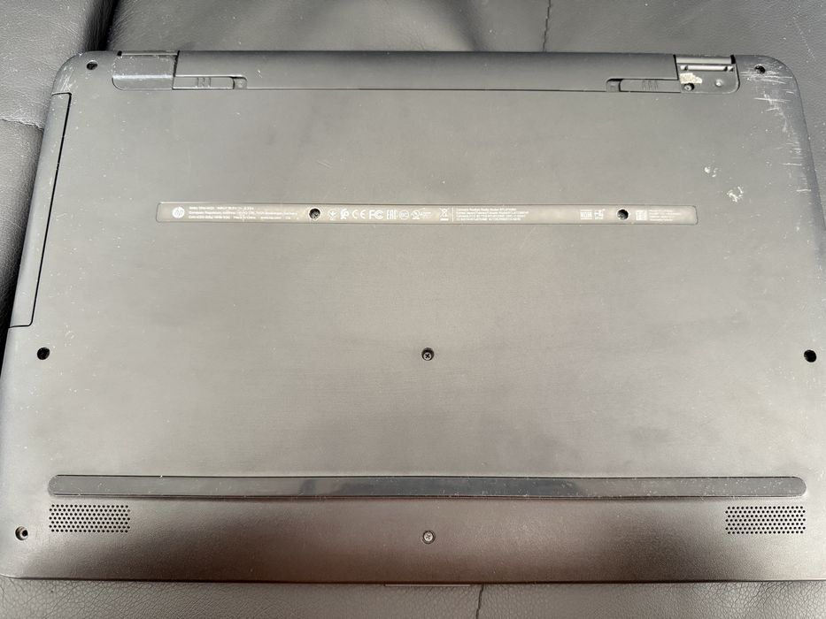 Laptop HP 17’’ | Intel i5 | 8 GB RAM | SSD 250 GB