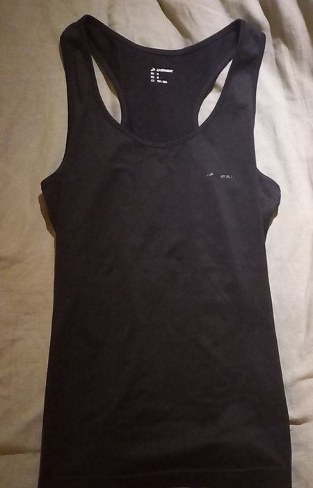 Майка demix. Размер м, пересылаю. Олх доставки нет