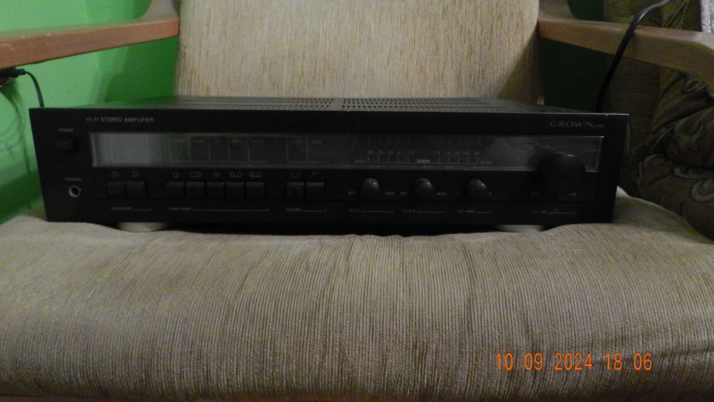 diora wzmacniacz crown