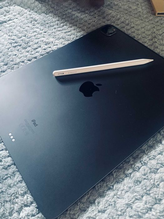 iPad Pro 12,9" (4 gen) 128GB + Apple Pencil, etui, 2x szkła - stan idealny