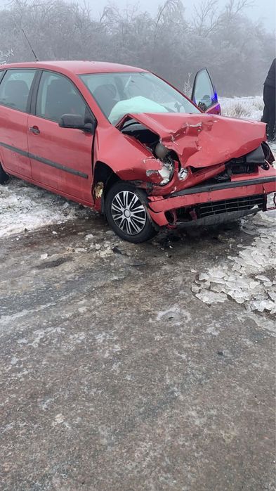 Volkswagen Polo розборка двигун АКПП кузовні деталі