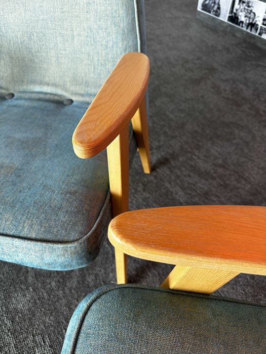 Zestaw 2 fotele z podłokietnikami 366 Concept Chierowski vintage PRL