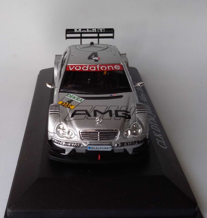 Mercedes Benz CLK DTM de 2005, piloto Jean Alesi