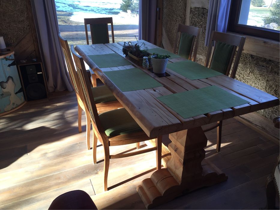 Krzesła do jadalni dębowe stare