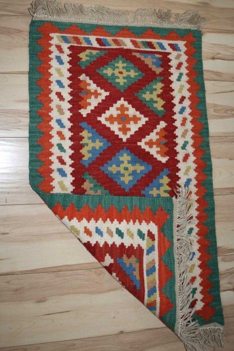 Ręcznie tkany kilim z Iranu 60x100 cm – wełna, etniczny