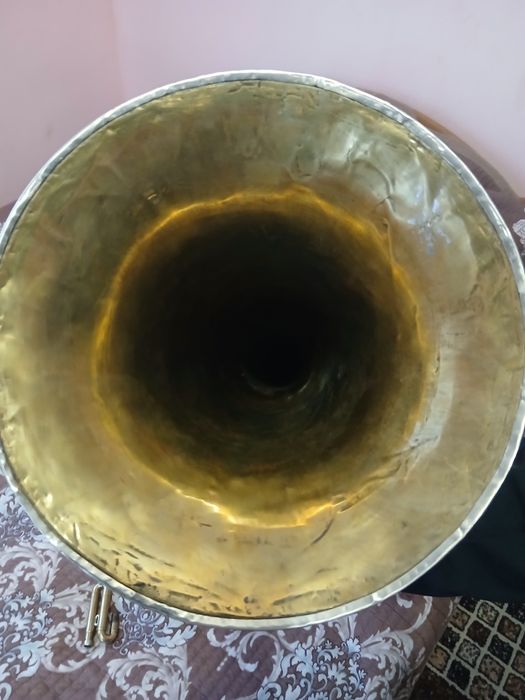 Старовинний німецький тенор, труба