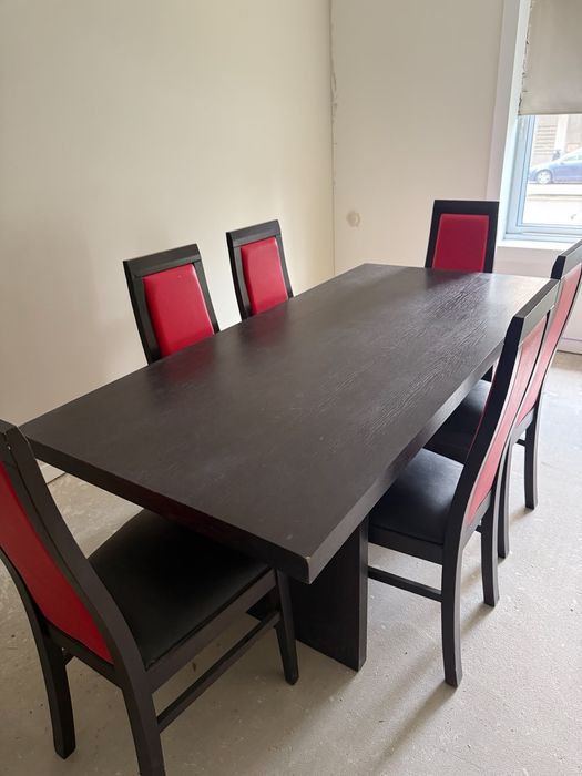 Mesa de Jantar  + 6 Cadeiras