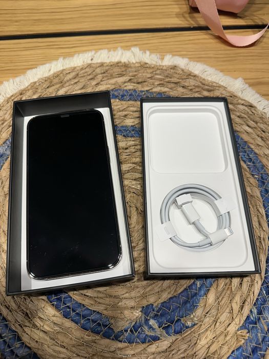 Iphona 12 pro max 256gb pudelko kabel case