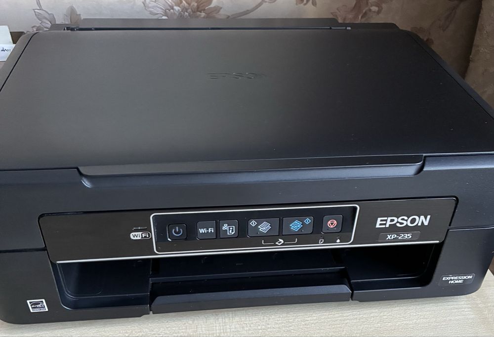 Продам БФП Epson xp-235