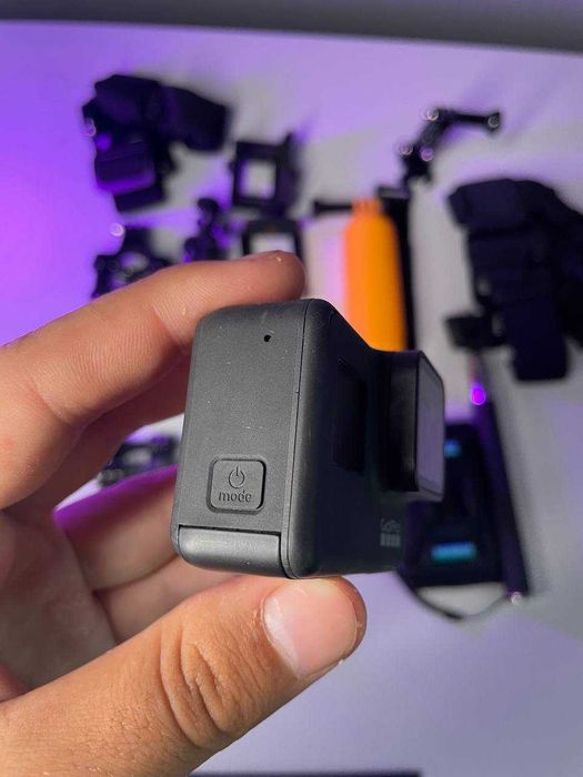 Екшн камера GoPro HERO 7 Black з чудовим комплектом