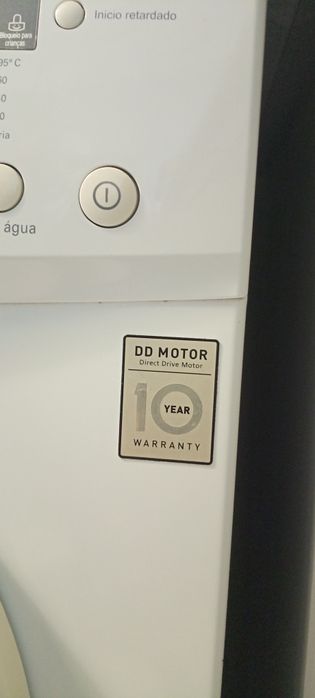 Vendo máquina  LG para lavar roupa,drive direct 7 kg