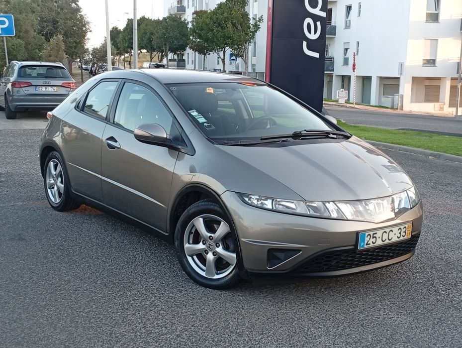 Honda Civic 1.4 gasolina ano 2006 KMS 146.000