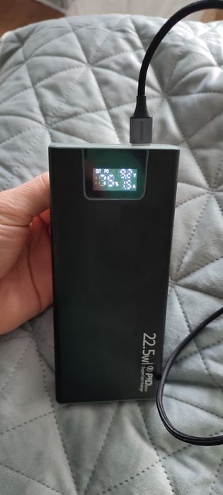 Повербанк з швидкою зарядкою power bank