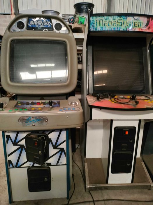 Consola Retro, 800 Jogos NES - 2 Jogadores - Portátil e ligação a TV!  Marinha Grande • OLX Portugal