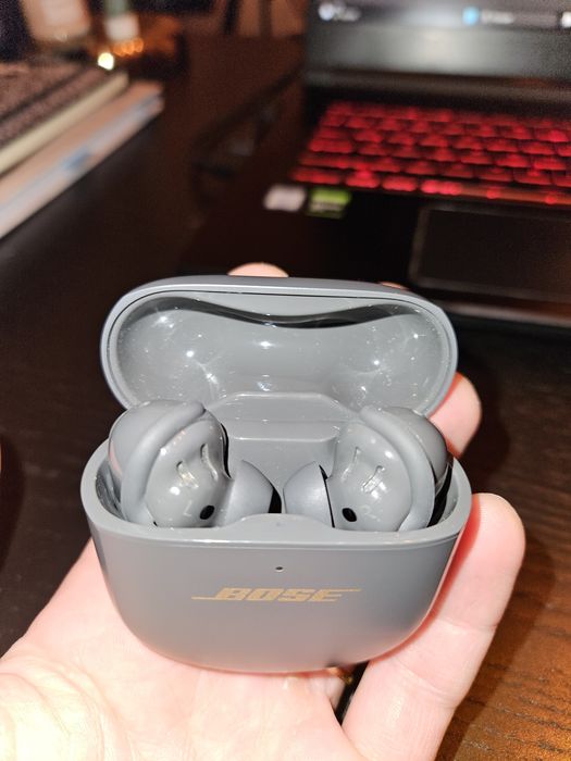 Caixa de carregamento Bose QuietComfort II