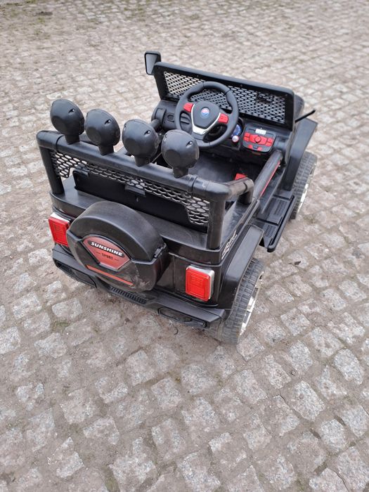 Auto na akumulator 4x4 Jeep mini cross