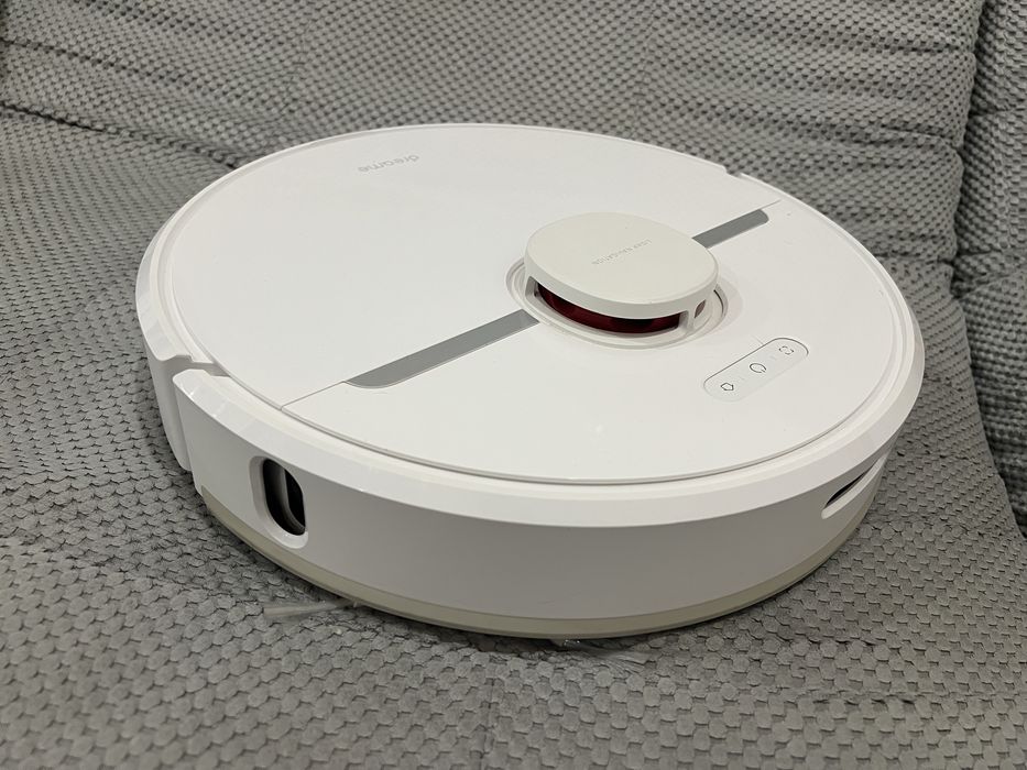 Робот пылесос моющий Робот-пилосос Dreame D9