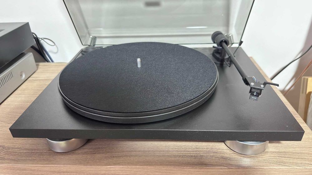 Gira-discos Pro-Ject One